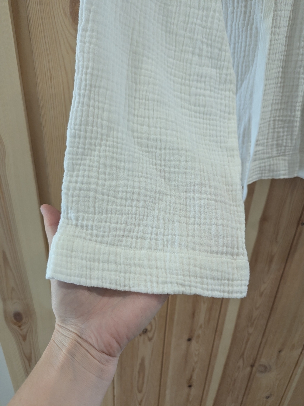 2/$40 Cloth & Stone White 100% Cotton Gauze Lace-Up Top - Picture 7 of 9